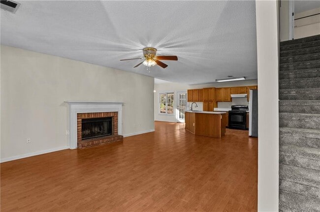 Building Photo - 2155 Southbrook Ridge NW