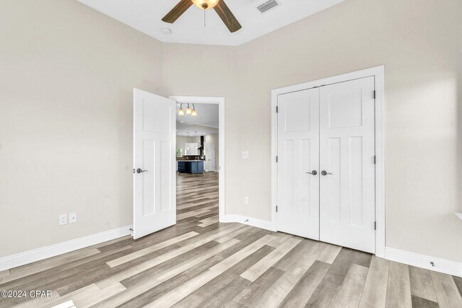 Building Photo - 104 Lakeview Terrace