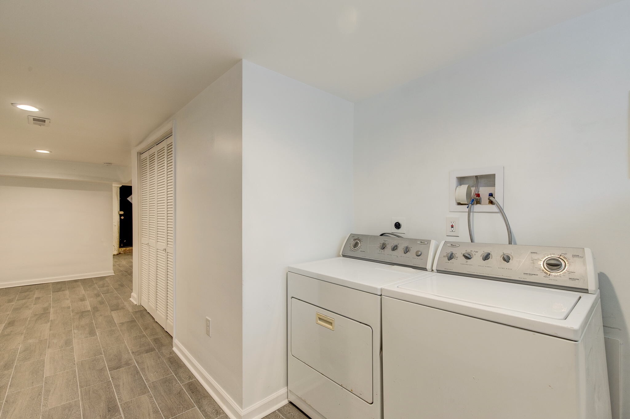 Building Photo - 4021 Howland St