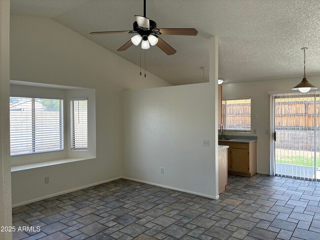 Building Photo - 3233 W Mohawk Ln