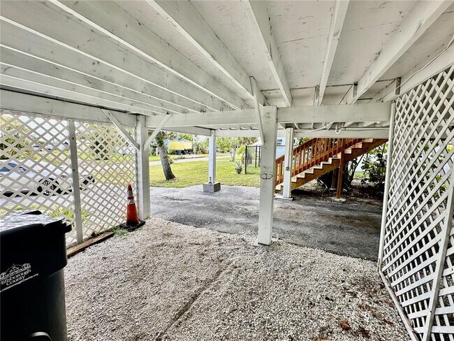 Building Photo - 3303 W Shell Point Rd