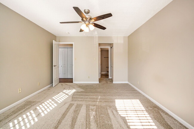 Building Photo - 324 Shirley Ridge Dr