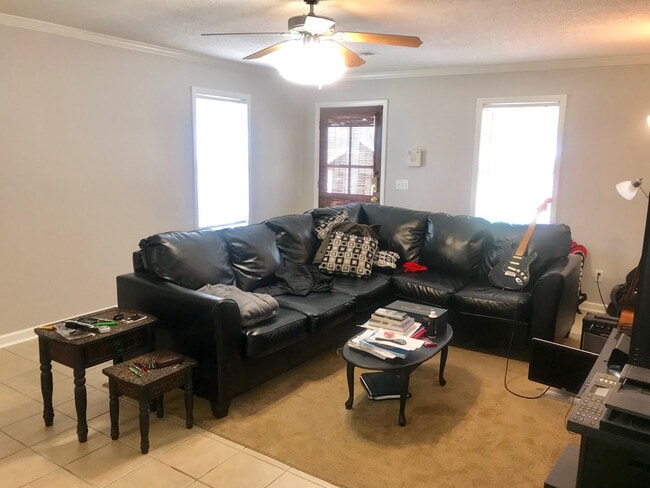 Building Photo - 112 Carrollton