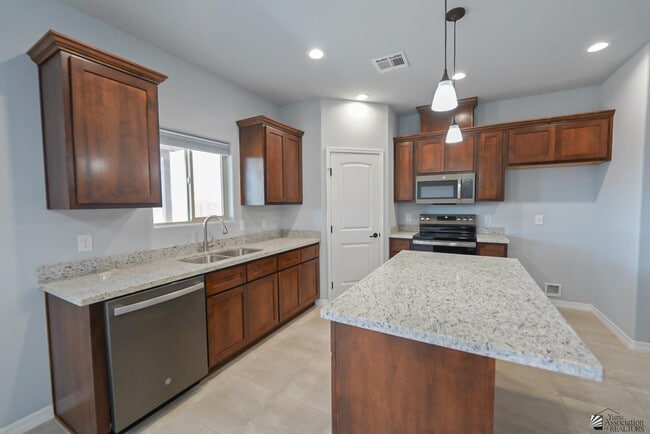 Building Photo - 13135 E 55th Ln