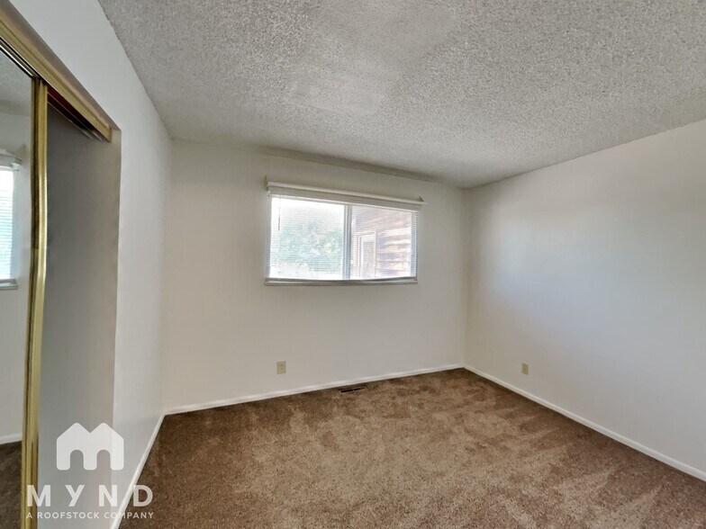 Building Photo - 2910 Apollo Way