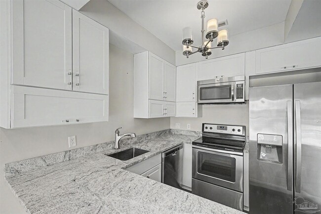 Building Photo - 42 Baybridge Dr