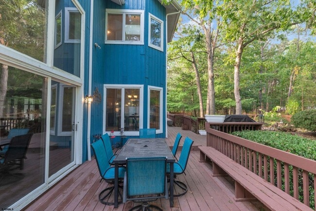 Building Photo - 209 Shady Knoll Ln
