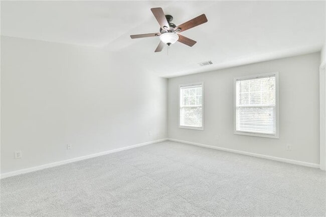 Building Photo - 2694 Winslow Ridge Dr NE