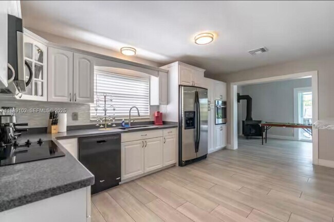 Building Photo - 4311 S Atlantic Cir