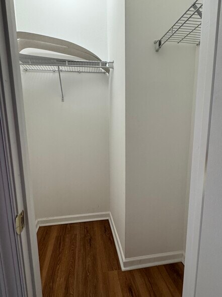 Building Photo - 200 Dey St