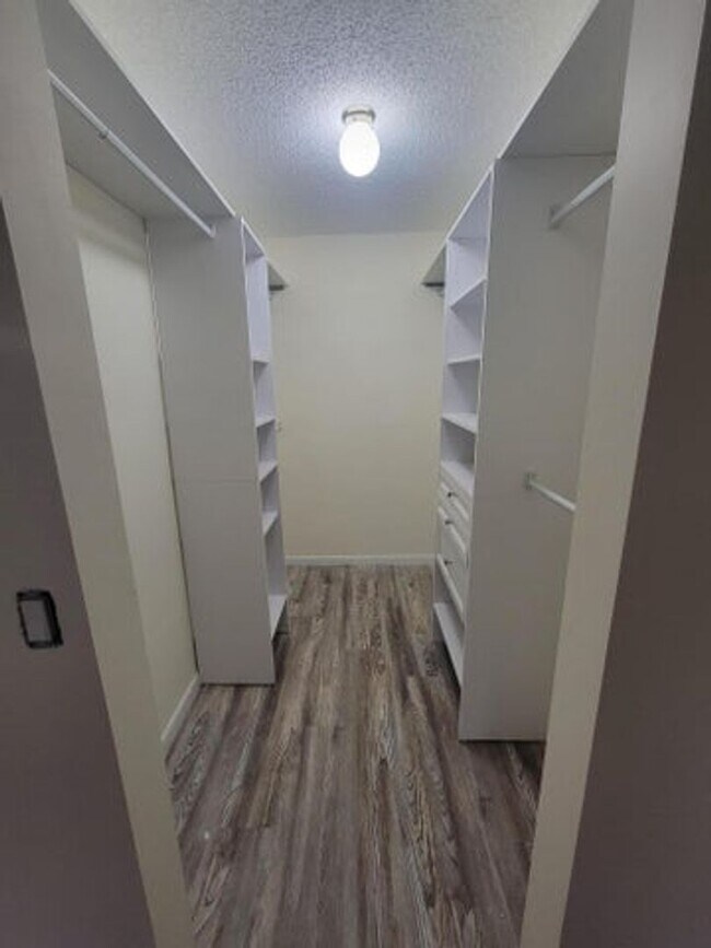 Building Photo - 167 Wandering Trail, Jupiter, FL 33458