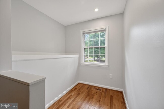 Building Photo - 1554 Forest Villa Ln