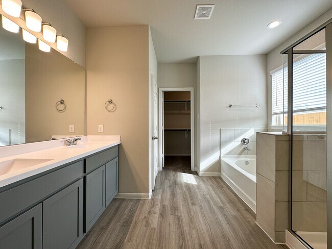 Building Photo - 27079 Badger Way