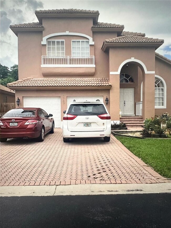 Primary Photo - 9763 NW 32nd St