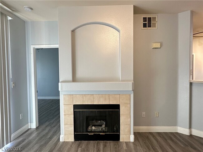 Building Photo - 7189 S Durango Dr