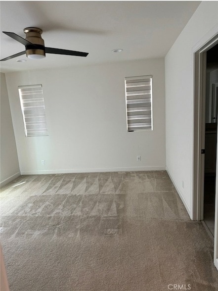 Building Photo - 142 Lantana Dr