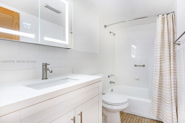 Building Photo - 8335 SW 72nd Ave