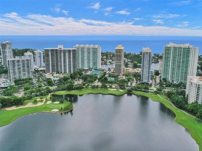 Building Photo - 20281 E Country Club Dr