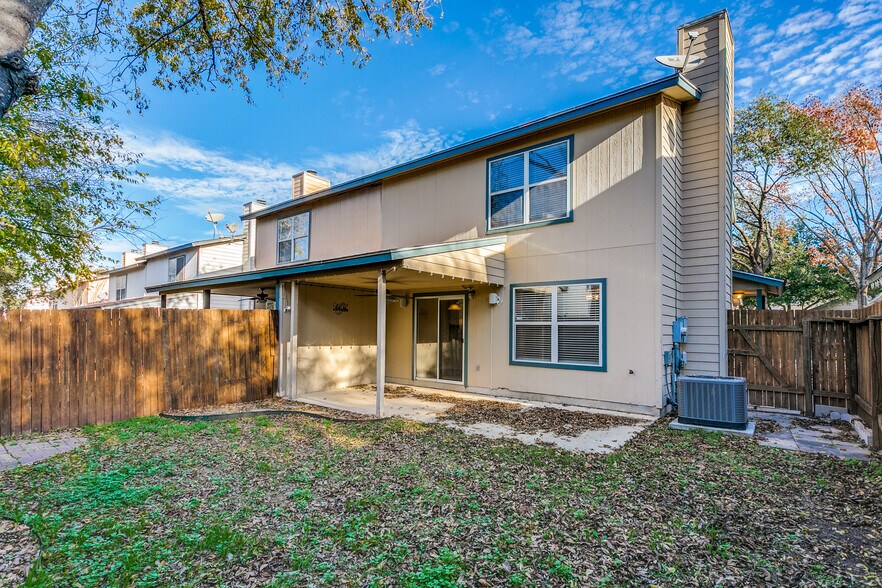 Building Photo - 8107 Rustic Park