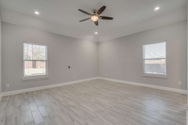 Building Photo - Stunning 3-bedroom, 2-bathroom home on an over-sized lot in Aledo ISD!