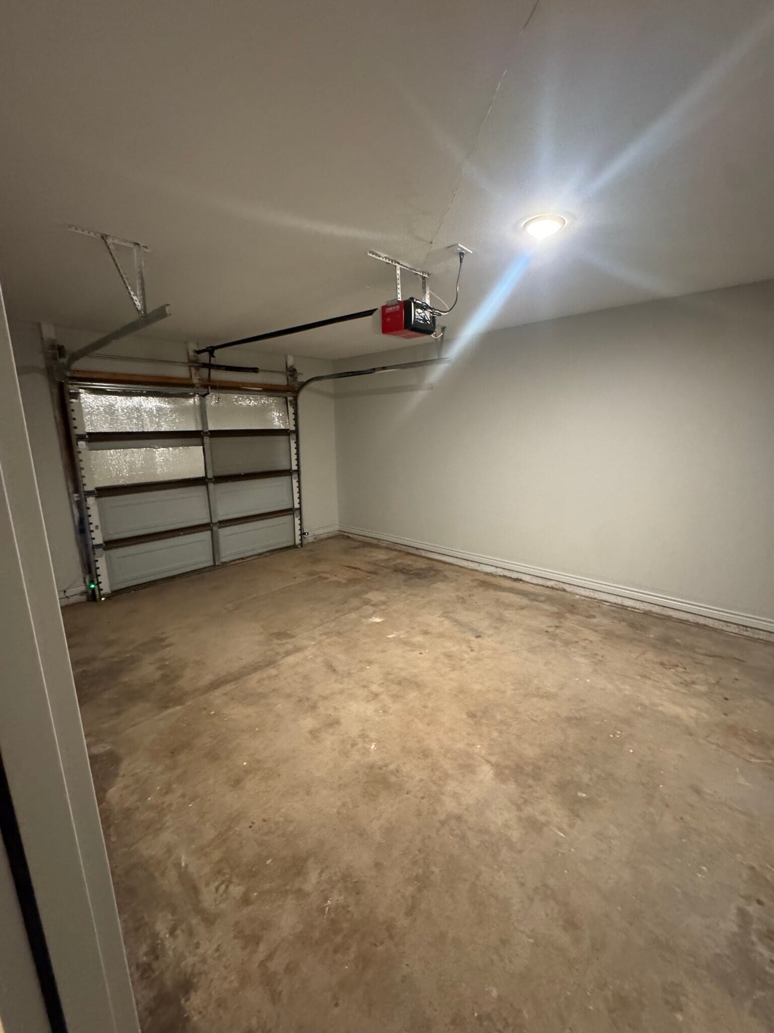 Building Photo - 207 Laurel Ln