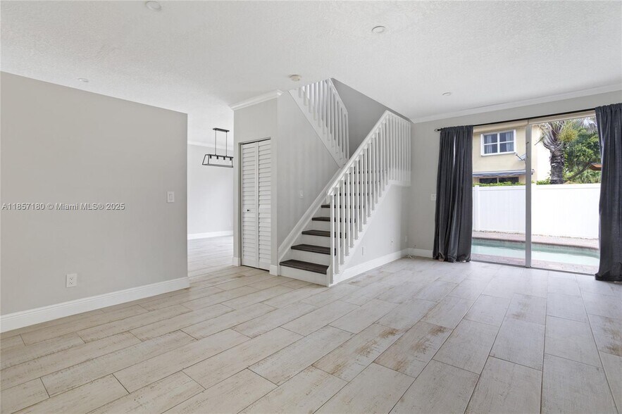 Building Photo - 15141 SW 49th St