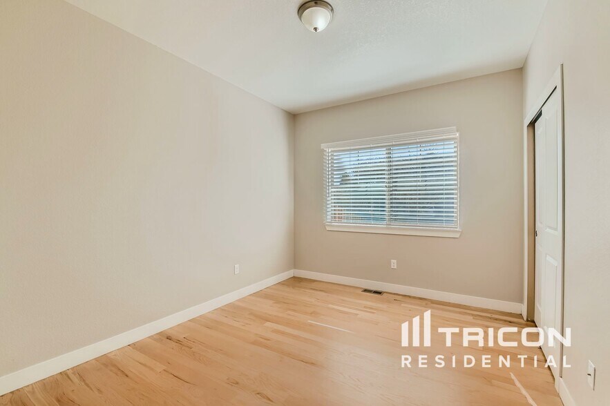 Building Photo - 10551 Xanadu St