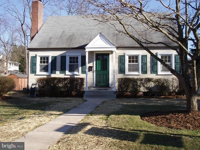 Primary Photo - 3404 Farragut Ave