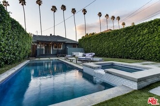 Building Photo - 3438 4th Ave