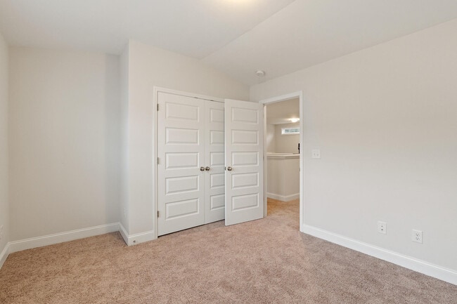 Building Photo - 314 Sumac Trail