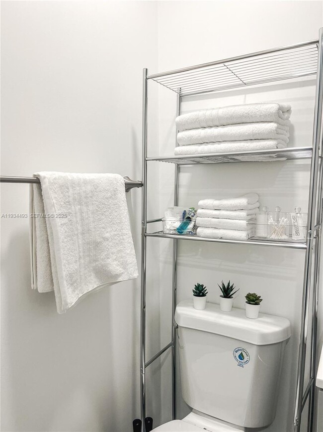 Building Photo - 4139 NW 23rd Ave