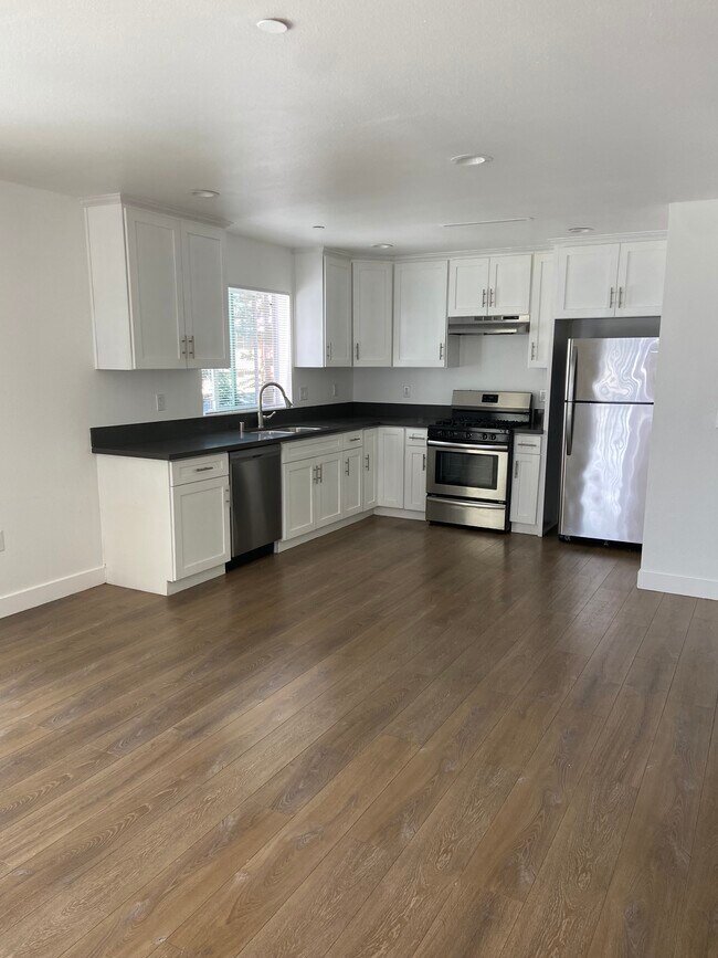 Building Photo - 11514 Emelita St