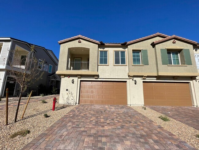 Primary Photo - GATED 2 BED 2.5 BATH 2 CAR GARAGE 2 FLOOR TOWNHOUSE IN HENDERSON