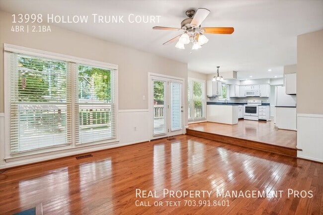 Building Photo - 13998 Hollow Trunk Ct