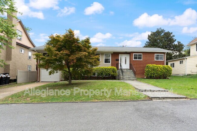 Building Photo - 2311 N Dinwiddie St