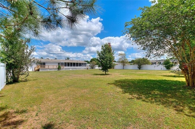 Building Photo - 486 Lindsey Dr