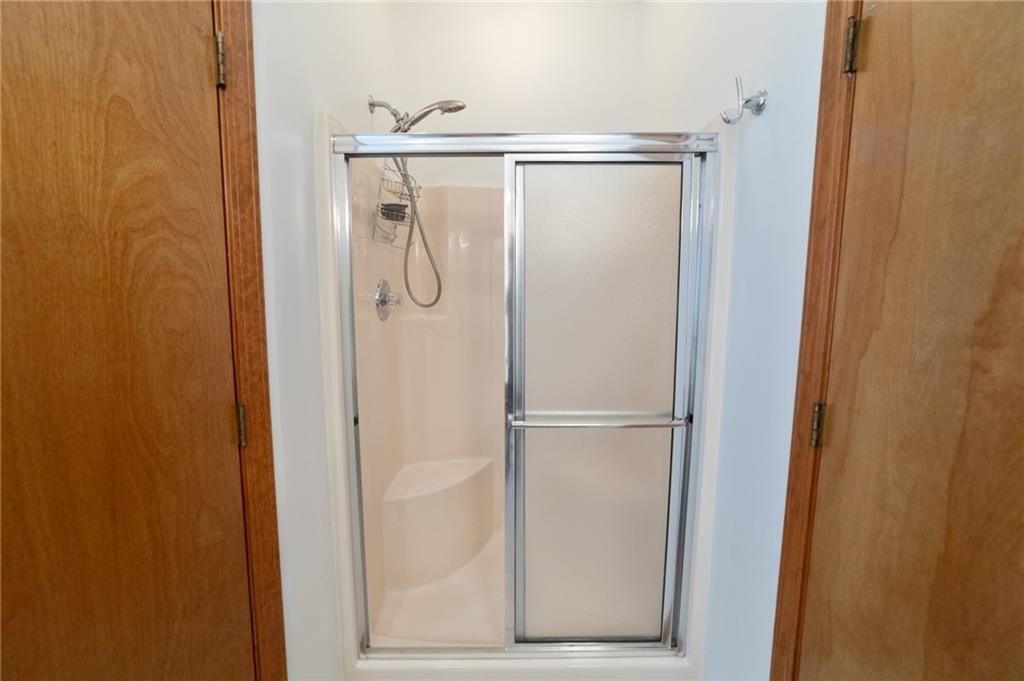 Building Photo - 487 Ravinia Way