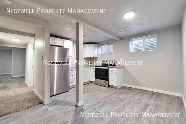 Building Photo - 1296 Gillespie Ave