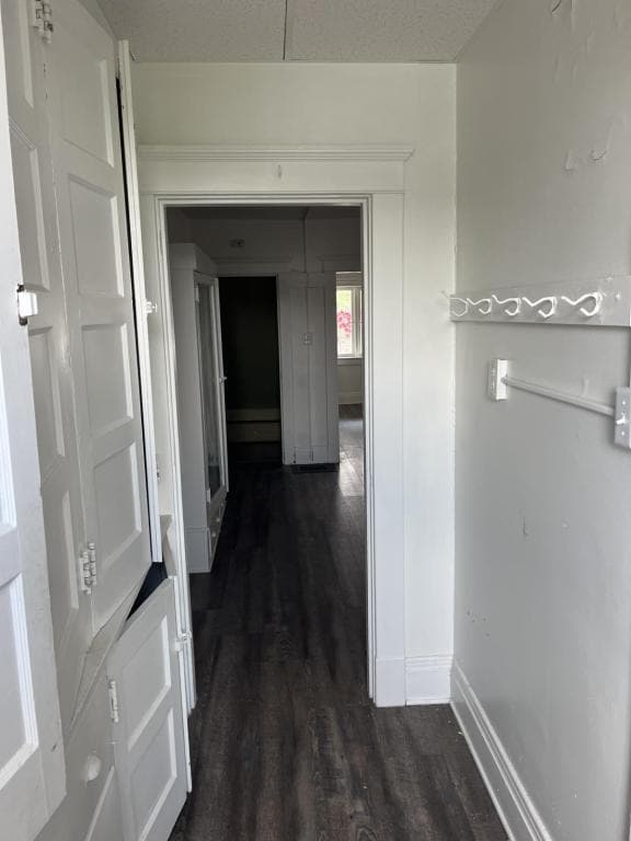 Building Photo - 136 S Spring Ave