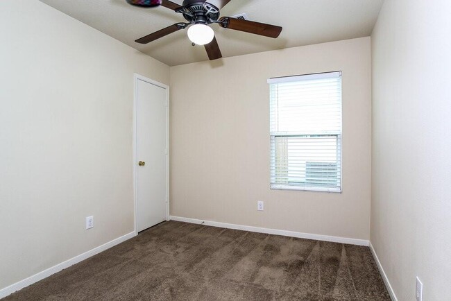 Building Photo - 16806 Accolade Way