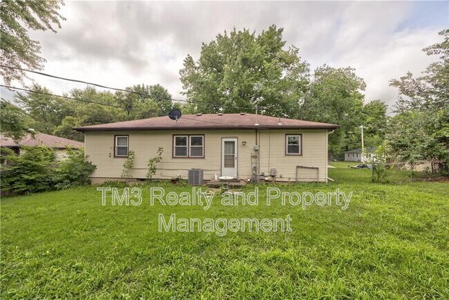 Building Photo - 1416 Kiowa St