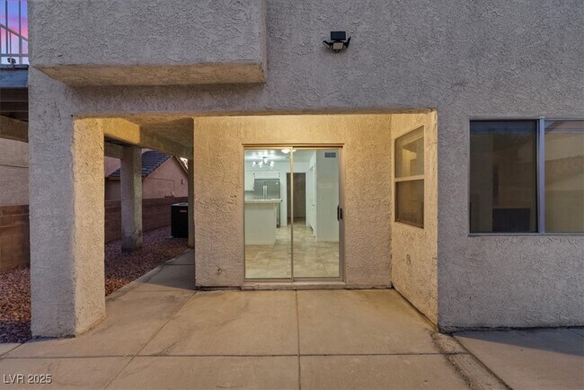 Building Photo - 2559 Kilmaron Cir