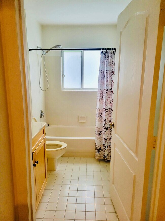 Building Photo - 9761 Boca Gardens Cir N