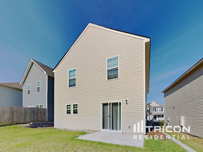 Building Photo - 743 Dawsons Park Wy