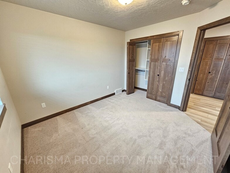 Building Photo - 1505 Neil Ave