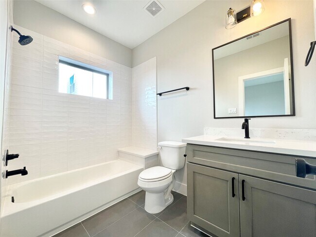 Building Photo - 3716 Creekmont Gardens Ln