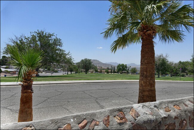 Building Photo - 6300 Jebel Way