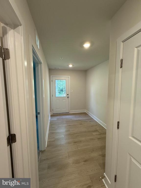 Building Photo - 6839 Winterhill Ln