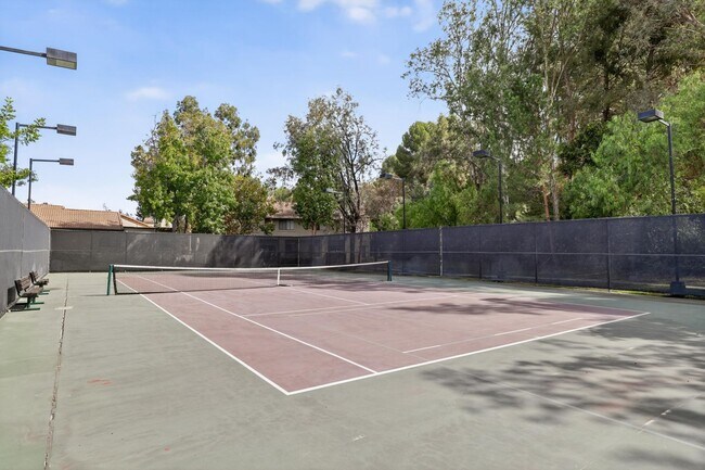 Building Photo - 2 Spacious Bedroom Diamond Bar Condo for L...