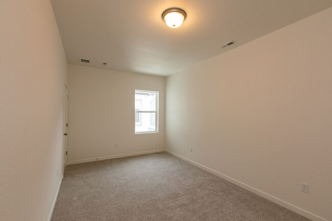 Building Photo - STUNNING 4BD/3.5BA HOME IN WOLF RANCH – MO...